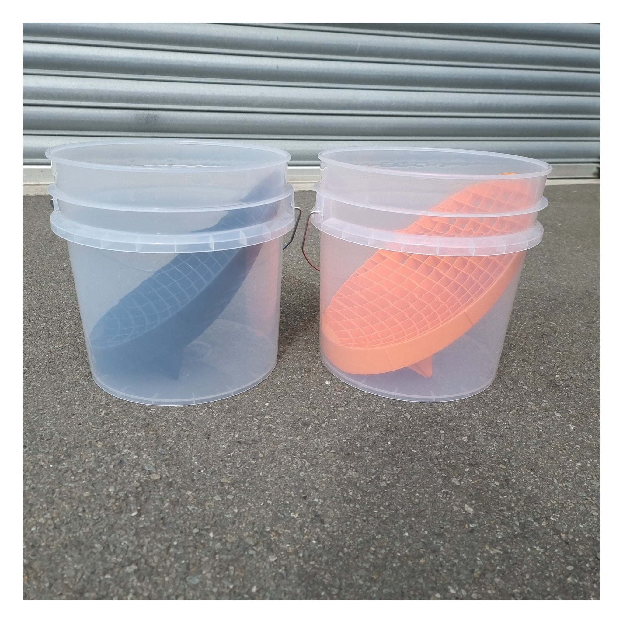 RockCar Two-Bucket Wash Kit with Mitt Slides – 17L