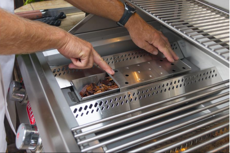 Bull BBQ Large Easy Fill Smoker Box - Image 4
