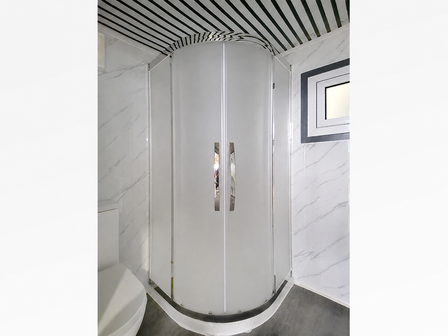 Curved Shower Enclosure